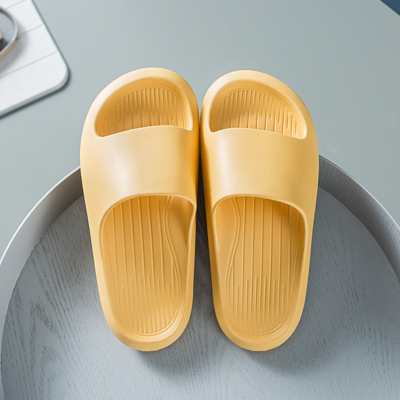 2021 new home simple light solid color men and women slippers Japan and South Korea EVA high elastic household slippers bath baby magazin 