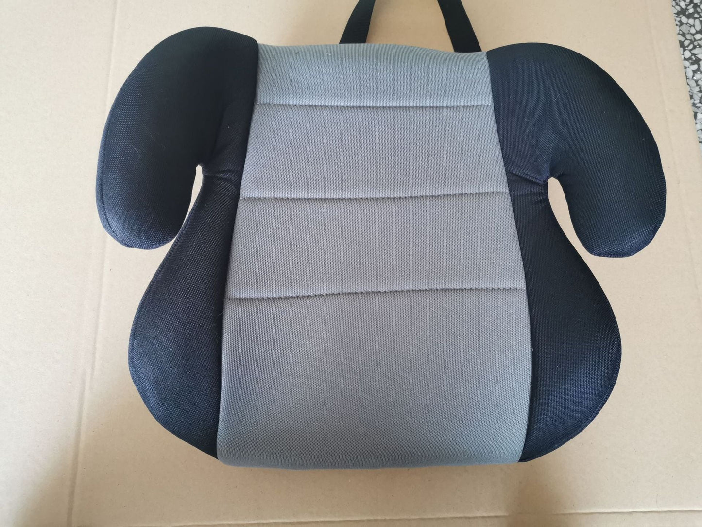 Factory direct children's car safety seat 3-12 years old baby car portable increase pad universal generation baby magazin 