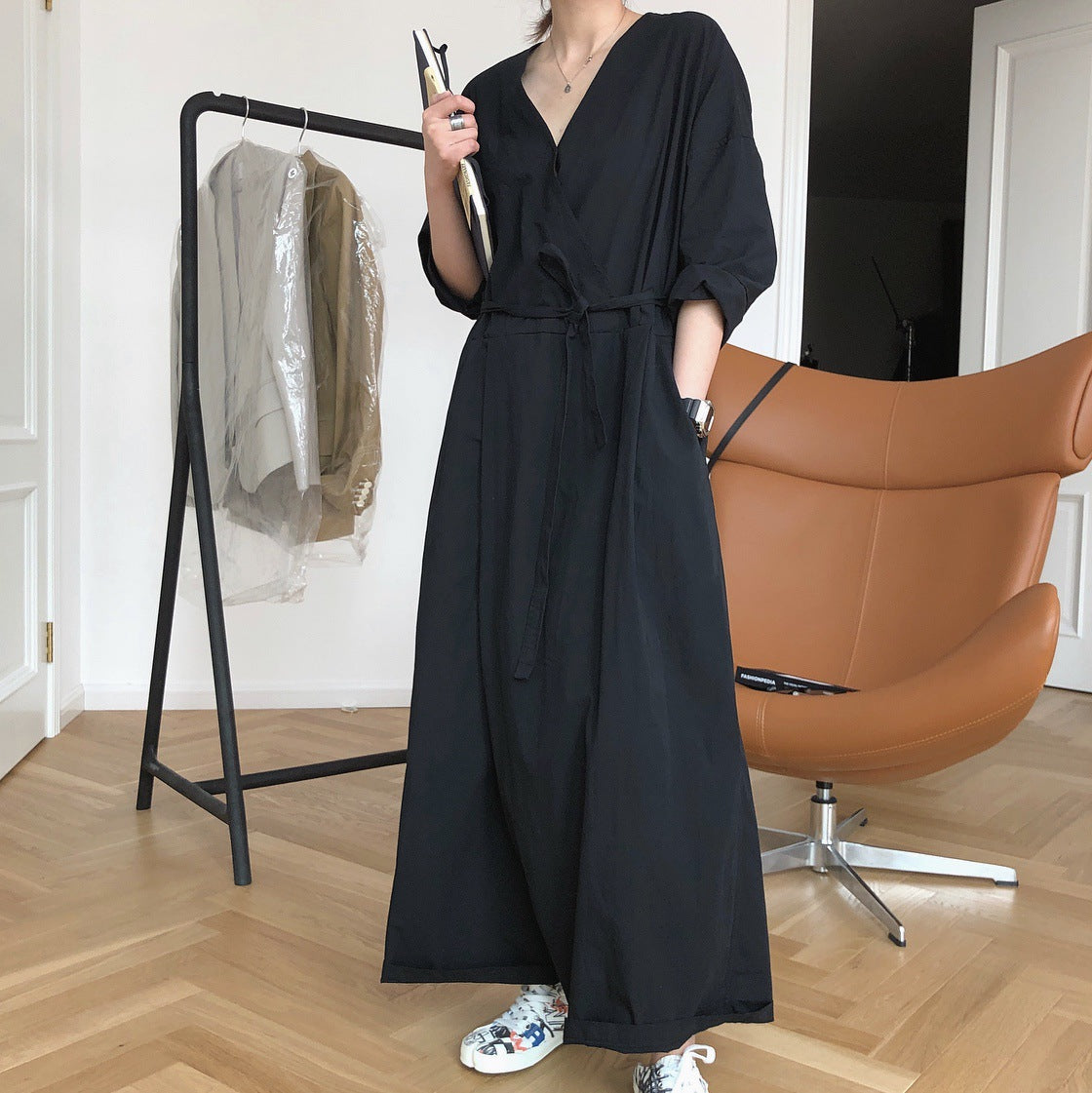 Summer new Japanese designer style fan V-neck lighter high waist wide leg strap loose thin casual trousers female baby magazin 